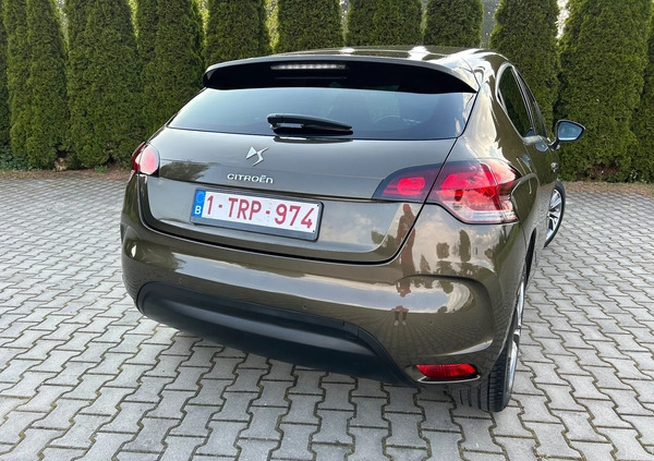 Citroen DS4 cena 29900 przebieg: 210777, rok produkcji 2012 z Sochaczew małe 497